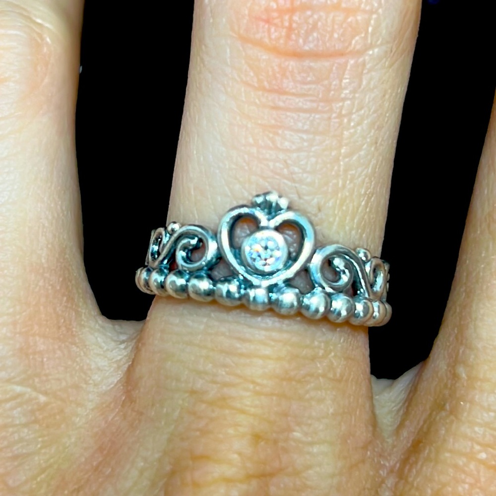 Pandora Princess Tiara Crown ring